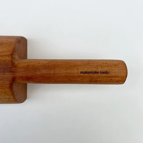 Vista 4 de MakeMake Herramientas Mazo de arcilla de madera hecho a mano 20oz Mazo de cerámica Mazo de cerámica