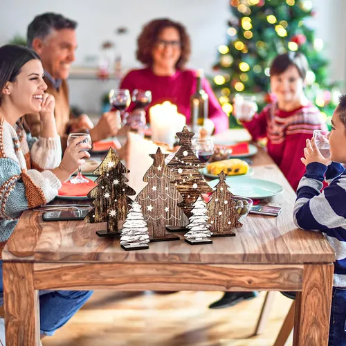 Vista 7 de 6 piezas de decoración de mesa de árbol de Navidad de madera, 6 tamaños, decoración de árbol de Navidad de madera independiente, letreros rústicos