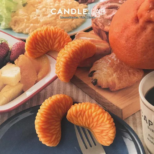 Vista 6 de Molde de silicona 3D para rebanadas de mandarina con 20 palitos de piruleta, segmentos de naranja mandarina, molde de glaseado para pasta de goma