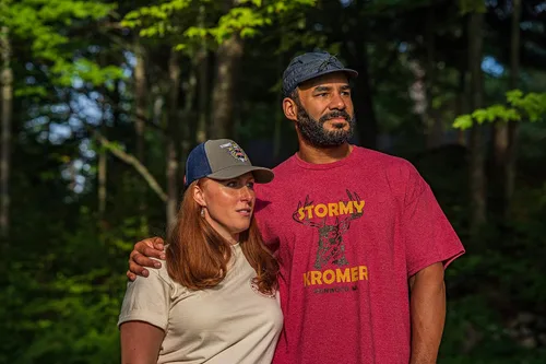 Vista 3 de Stormy Kromer The Performance Trucker Cap - Gorra de béisbol resistente al agua para exteriores