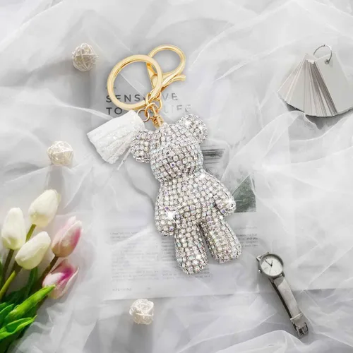 Vista 4 de Llavero de oso de peluche, lindo oso de peluche, accesorios de automóvil, llaveros de diamantes de imitación de moda para mujeres y niñas, Varios