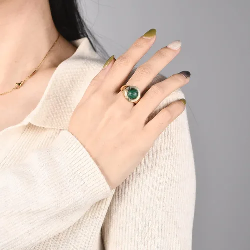 Vista 8 de JINEAR 14K Gold Plated Round Malachite Band Ring for Women and Men Green Gemstone Stackable Bulky Thumb Statement Ring