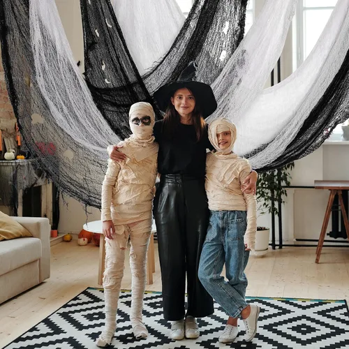 Vista 5 de 5 piezas de tela espeluznante de Halloween, tela espeluznante de 30 x 72 pulgadas, tela de tejido suelto espeluznante para decoración de fiesta