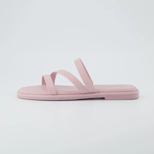 Vista 2 de CUSHIONAIRE Sandalia Treat para mujer + espuma viscoelástica, anchos disponibles