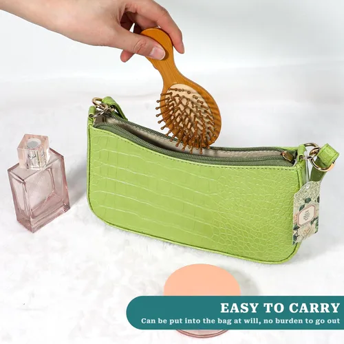 Vista 3 de Mini cepillo de bambú para el crecimiento del cabello, cepillo masajeador de madera natural con diseño de mango y pasadores de madera redondos