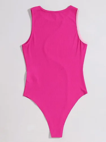 Vista 2 de Verdusa Body de una pieza para mujer, sin mangas, con bloques de color, cuello redondo