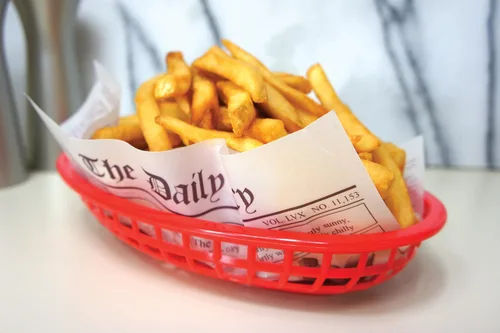 Vista 5 de Fox Run Forros de papel de cera para papas fritas, papel de periódico, 24