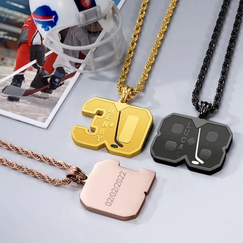 Vista 5 de Collar con números personalizados de acero inoxidable con grabado en la parte trasera y nombre, collar con colgante de nombre deportivo, cadena