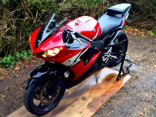 Vista 2 de Placas de bloque de espejo para Yamaha R6 / R1 / FZ1 / Fazer 1000