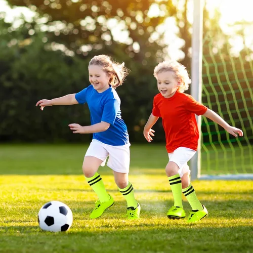 Vista 6 de Unittype 6 pares de calcetines de fútbol para niños pequeños, calcetines de fútbol a rayas juveniles, regalo de Navidad para niños y niñas de 4 a 14