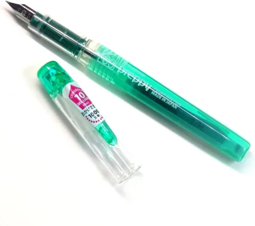 Vista 2 de Platinum Pluma estilográfica, New Preppy, punta fina, verde (PSQ-300#41) + Juego de cartuchos de tinta SPN-100A#41 (verde) (importación de Japón)