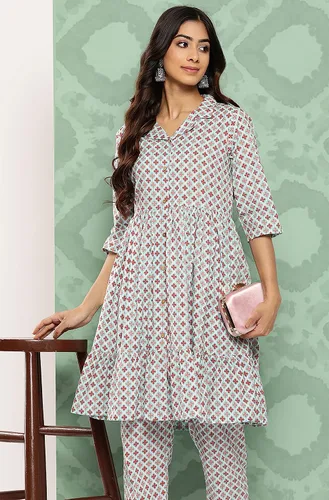 Vista 4 de Janasya Kurta con pantalón con motivos étnicos de algodón azul cielo para mujer
