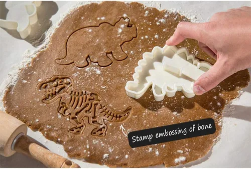 Vista 4 de Jurassic - Juego de cortadores de galletas y sellos de esqueleto T-Rex Stegosaurus Triceratops Fossil - Juego de cortadores de galletas fósiles
