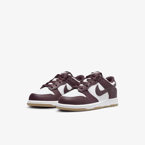 Vista 193 de Nike Kid's Dunk Low Sneaker