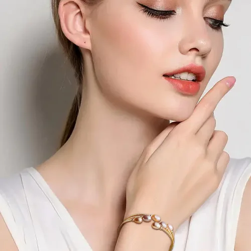 Vista 2 de Sonateomber Pulsera delicada de cadena de perlas de agua dulce de oro para mujer, con clip de papel, rosario, perla morada, con cuentas, regalo