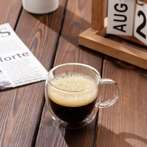 Vista 2 de Vasos de café expreso de doble pared de 5 oz/5.1 fl oz, un juego de 2, vasos de vidrio de borosilicato con aislamiento térmico con asa