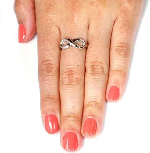 Vista 2 de Tioneer Sterling Silver Double Infinity Icon Engraved Infinity Ring