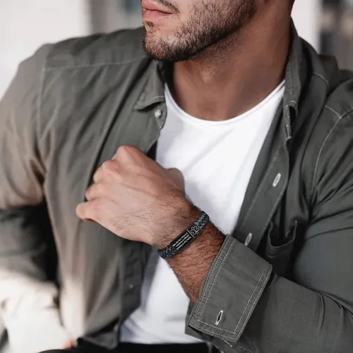 Vista 3 de VNOX Pulsera médica para hombres Pulsera de cuero genuino de acero inoxidable con alerta médica para hombres y mujeres, 8.3 pulgadas
