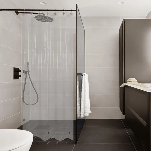 Vista 3 de Cortina de regadera para cabina de ducha 36x72, forro de cortina de regadera de plástico PEVA para baño, ligera e impermeable, 36 x 72, transparente