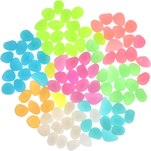 Vista 11 de QTTLLI 100 piedras brillantes que brillan en la oscuridad, piedras decorativas para jardín, camino, pasarela, patio, pecera, color violeta