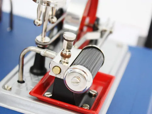 Vista 7 de Wilesco D105 - Luz eléctrica de la máquina de vapor