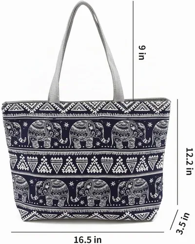 Vista 6 de TOPASION Bolsa de lona con inicial con bolsillo interior con cremallera, bolsa de hombro reutilizable, bolsa de playa, bolsa de compras para mujer