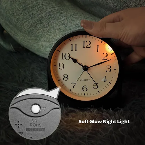 Vista 3 de Reloj despertador analógico, silencioso sin tictac, funciona con pilas con luz suave nocturna bajo demanda, reloj de escritorio de metal giratorio
