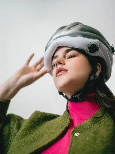 Vista 3 de Casco inflable, plegable y portátil para adultos para ciclistas y scooters