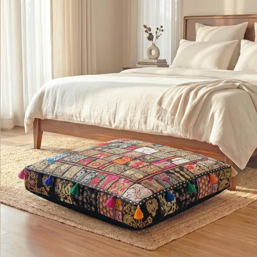 Vista 6 de THE ART BOX Almohadas de Suelo y Fundas de Cojín de Retazos de Algodón Vintage Boho Bordadas, Puf para Perros, Puf de Asiento, Almohada