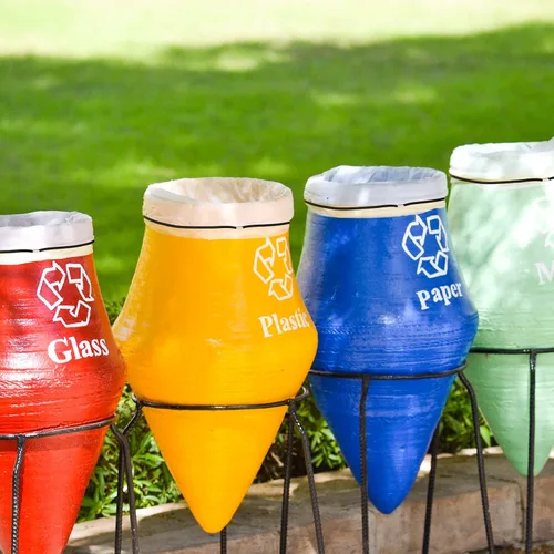 Vista 7 de Paquete de 3 bandas elásticas para cubos de basura, bandas elásticas duraderas para latas de basura de 13 a 30 galones, bandas elásticas para bolsas
