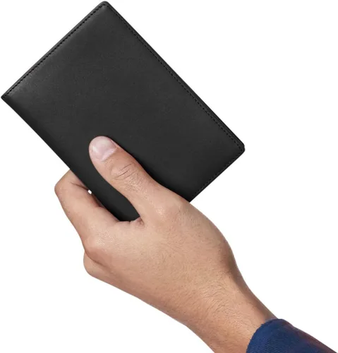 Vista 3 de Tienda Basics Cartera de cuero con bloqueo RFID para pasaporte - 6 x 4 pulgadas, Negro -, Cartera de cuero con bloqueo RFID para pasaporte