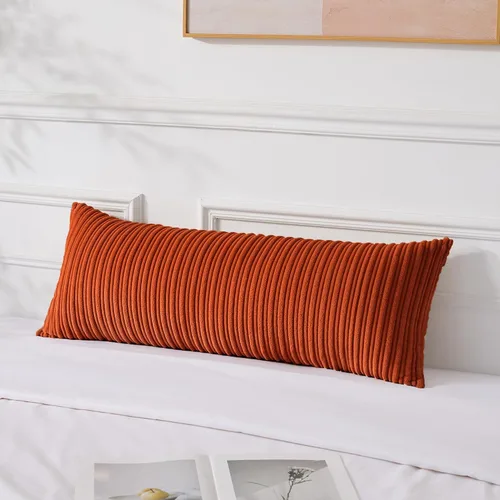 Vista 46 de UGASA - Fundas de almohada decorativas de terciopelo suave y sólidas de Navidad para sala de estar/sofá, 16 x 16 pulgadas, 2 unidades, color burdeos