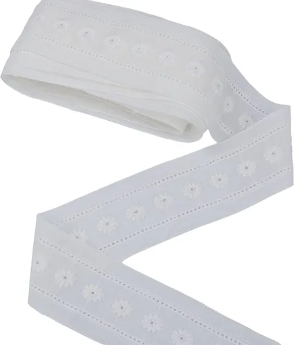 Vista 5 de Ribete de encaje de algodón blanco con ojales para costura para manualidades, vestidos, ropa de bebé, bolsa de 4.8 yardas