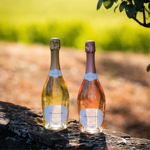 Vista 6 de French Bloom Set Duo (1 Botella Le Blanc, 1 Botella Le Rosé) Vino Espumoso Libre de Alcohol 0.0%, 750ml - Certificado Orgánico, Vegano, Bajo