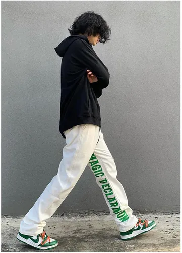 Vista 3 de MEOKIM Pantalones de mezclilla bordados con letras góticas, estilo callejero Harajuku, sueltos, hip-hop, recto, tubo para hombre