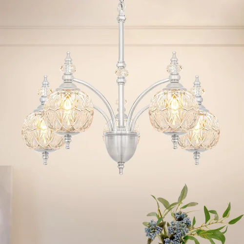 Vista 10 de Candelabro vintage de latón – Lámpara de comedor de altura ajustable con vidrio soplado hecho a mano – Base E26 de 5 luces, ideal para cocina