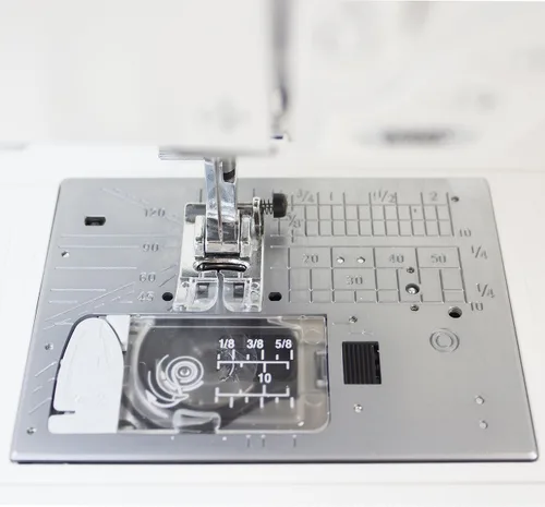 Vista 6 de Janome Memory Craft Horizon 8200QCP Edición especial