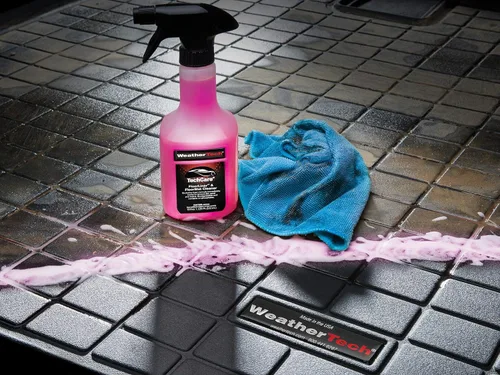 Vista 5 de WeatherTech Tech Care - Limpiador de revestimientos de suelo y tapetes