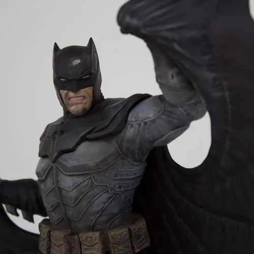 Vista 5 de San Diego Comic-Con 2019 DC Heroes Batman Damned: Batman Statue