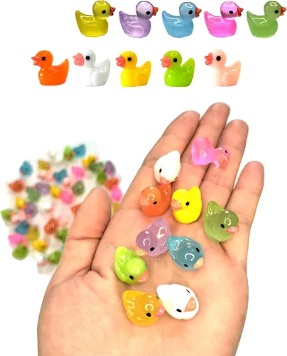 Vista 3 de Cidinge 100 piezas Mini patos luminosos y patos de resina para decoración de micro jardín y casa de muñecas