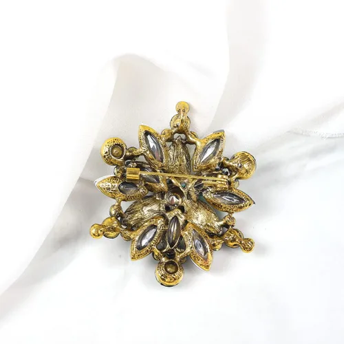 Vista 8 de YOQUCOL Broche con forma de flor de diamantes de imitación de cristal austriaco vintage para mujer
