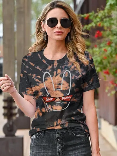 Vista 3 de Bad Bunny - Camiseta de manga corta para mujer diseño de conejo teñido anudado con estampado de conejito de Pascua