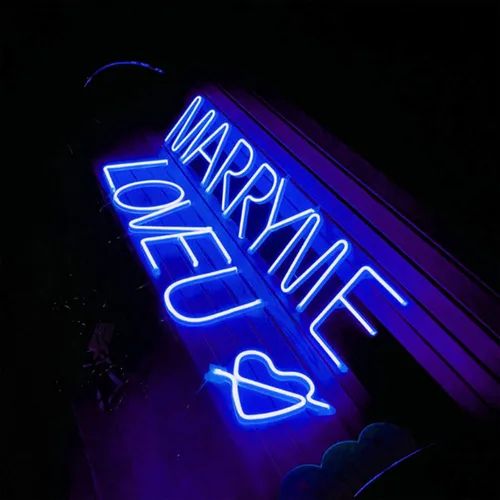 Vista 9 de ENUOLI Letrero de neón azul con letras LED USB/luces alimentadas por batería, letrero alfabético, marquesina, letra, decoración, luces nocturnas