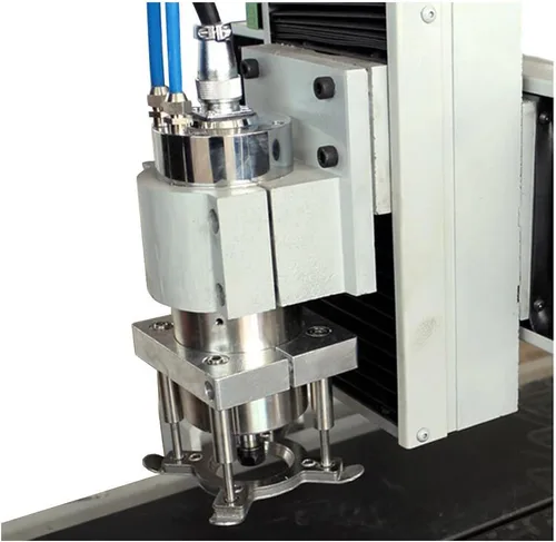 Vista 7 de Máquina de grabado Abrazadera automática de placa CNC Abrazadera de placa para motor de husillo grabador (2.559 in)