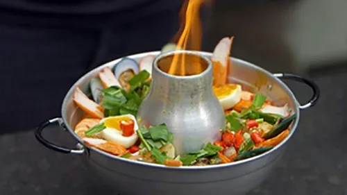 Vista 8 de Olla caliente tailandesa de aluminio Tom Yum Cuenco 22 Cm.
