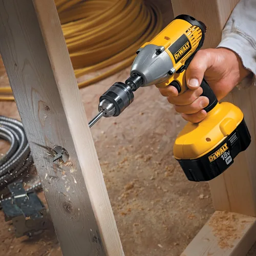 Vista 2 de DEWALT DW0521 Portabrocas de conversión con control de impacto de conexión rápida