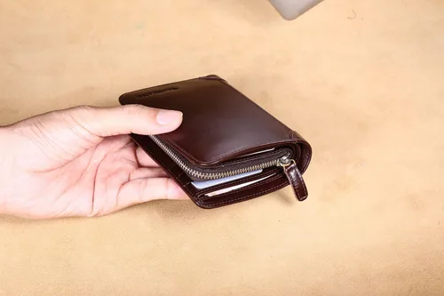 Vista 13 de Cartera de auténtica piel vacuna italiana con capacidad extra, doble pliegue, para hombre.