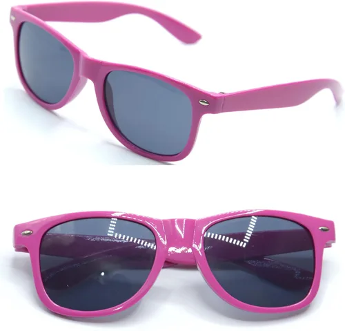 Vista 3 de 10 lentes de sol de boda personalizados a granel para invitados de fiesta, lentes de sol con logotipo personalizado para mujeres y hombres, regalos