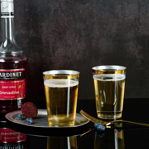 Vista 3 de FOCUSLINE Paquete de 100 vasos de plástico de 12 onzas con borde dorado, vasos transparentes de 12 onzas, vasos duros desechables elegantes
