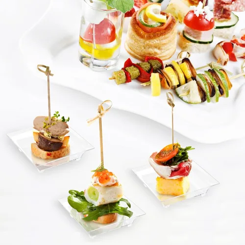 Vista 7 de Mini platos cuadrados de postre con cucharas, 1 onza Small Plastic Appetizer Plates, Individual Party Serving Trays, Tiny, or Hors D'oeuvres